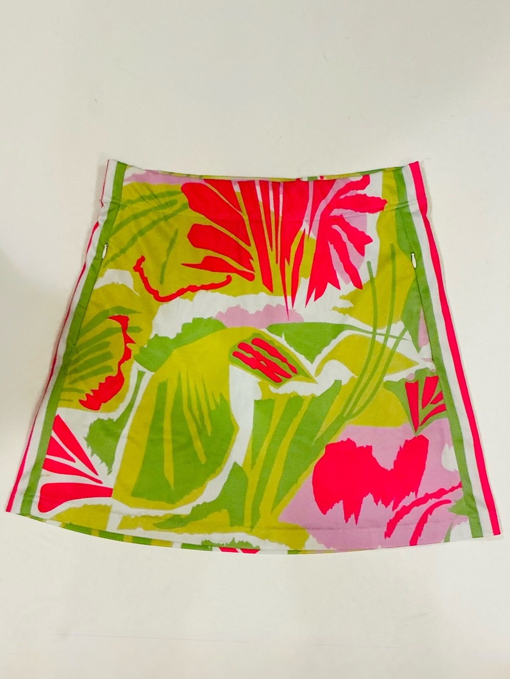 GRETCHEN SCOTT, Tennis Golf Performance Neon Skort in Pink, Green & White, Sz XS